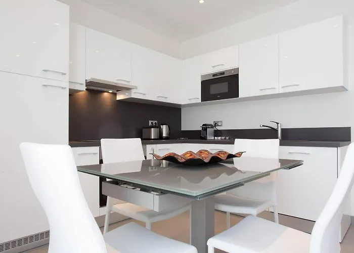 Martinez Area: New 2beds/2baths Appartamento Cannes