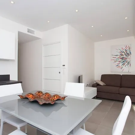 Apartmán Martinez Area: New 2beds/2baths Cannes
